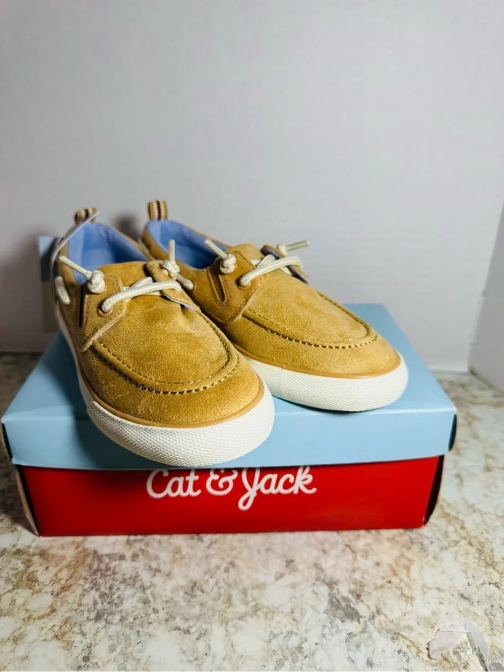 NWT Cat & Jack Kids Suede Boat Shoe - Tan Sz 13